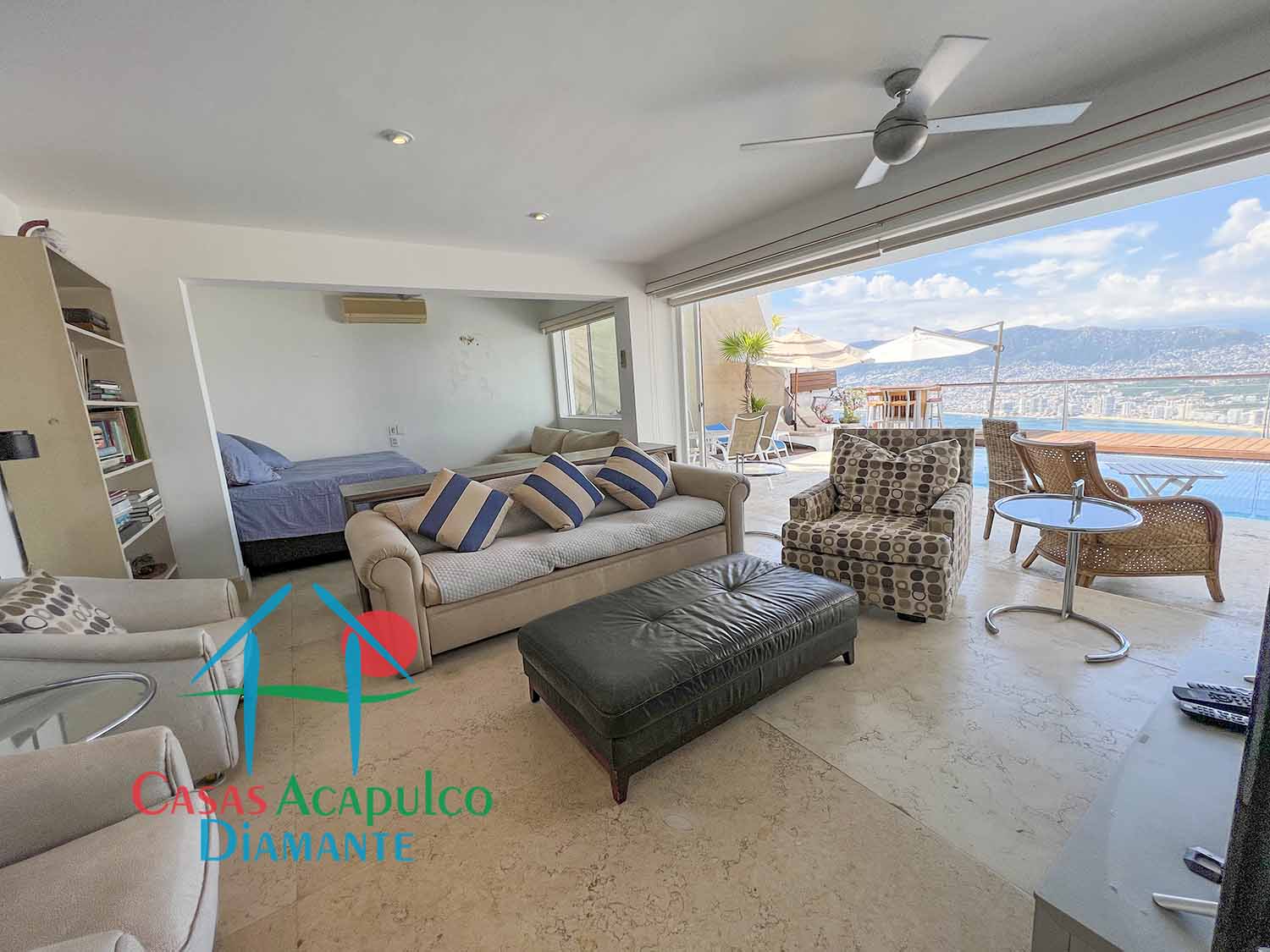 Casa Mezu - Sala de televisión 1